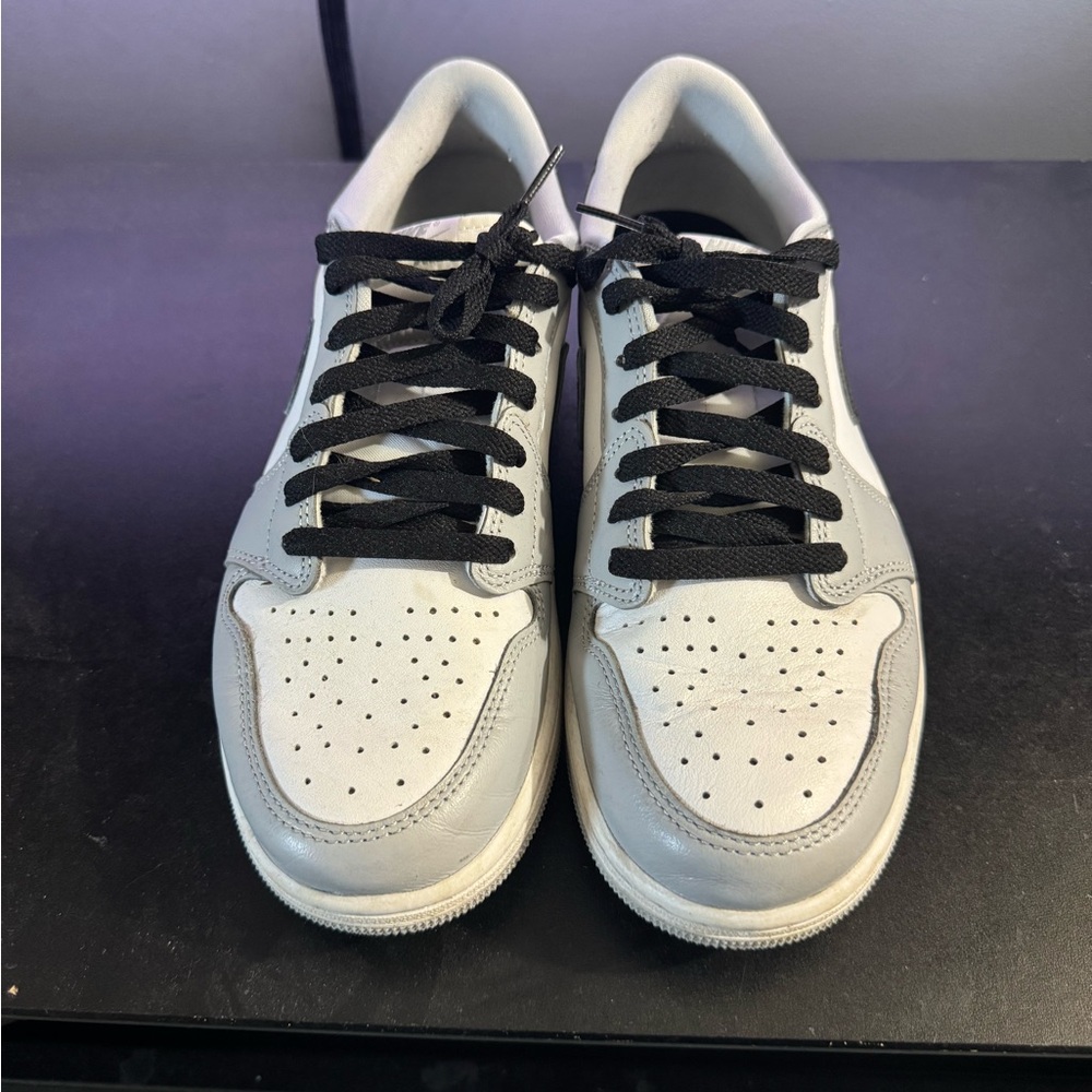 Nike Air Jordan 1 Lows Size 9.5